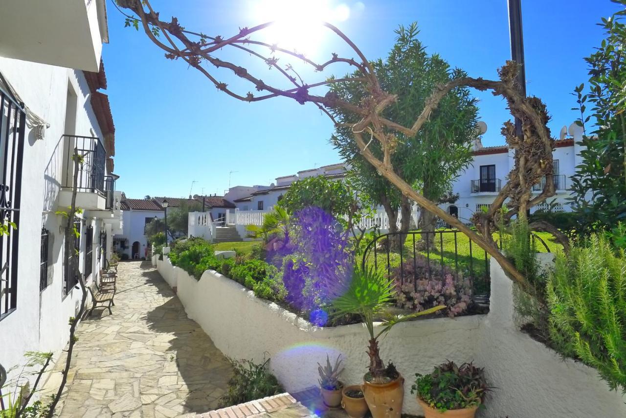 R1358 La Hacienda 10 A Apartman Nerja Kültér fotó